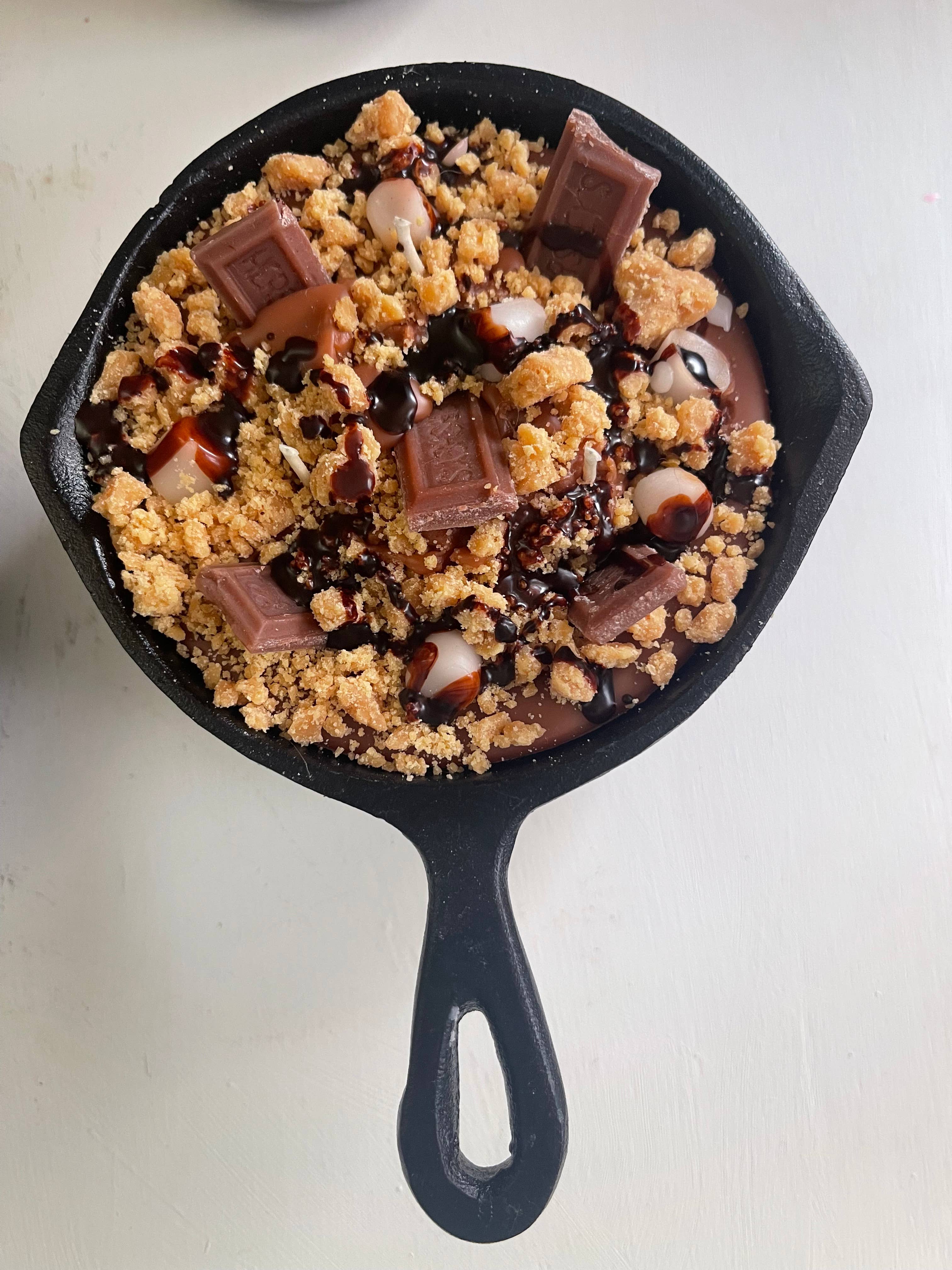 Unique Candle Designs By Kaneca- 8 oz S'mores Iron Skillet Candle