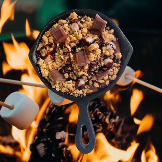 Unique Candle Designs By Kaneca- 8 oz S'mores Iron Skillet Candle
