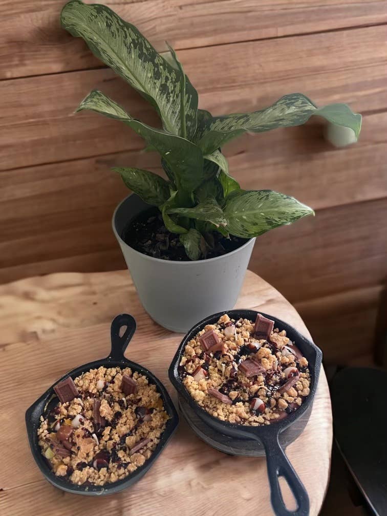 Unique Candle Designs By Kaneca- 8 oz S'mores Iron Skillet Candle